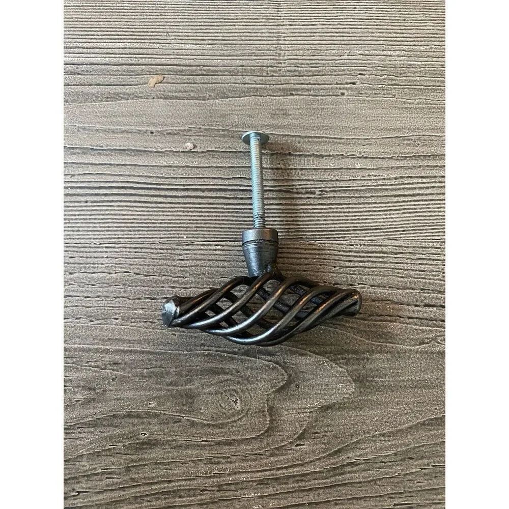 10 Twisted Design Drawer Handles - Picture 2 of 7